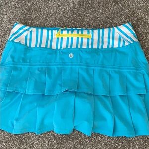 lululemon tennis skirt!